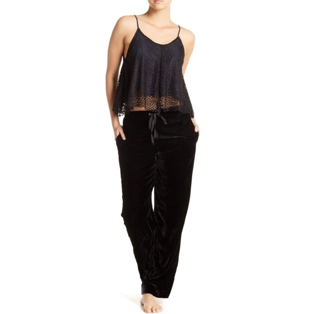 Nwt Sam Edelman 2 Piece Set Black Blue Lace & Velvet Pajamas Size Large